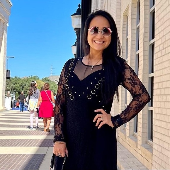 SOLD❌Fendi sunglasses - Picture 11 of 11